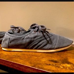 TOMS shoes Blue canvas